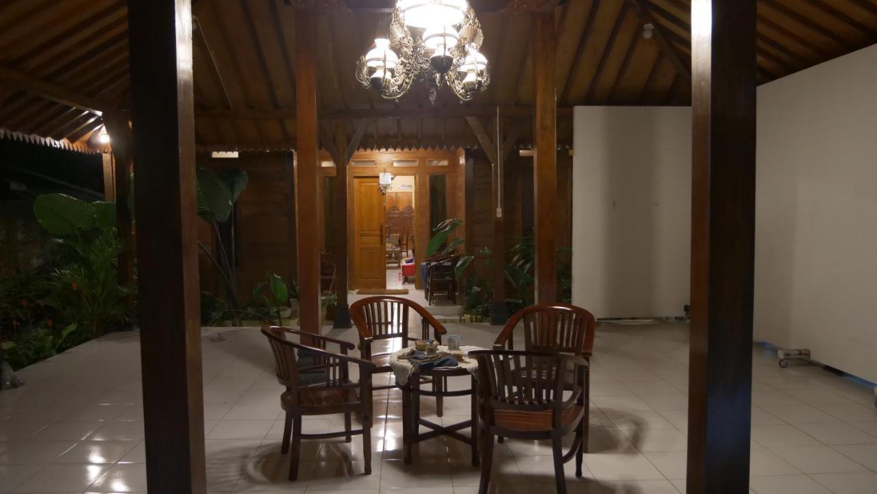 منزل الضيف Kemuning  في Sanggar Pantcha Indra المظهر الخارجي الصورة