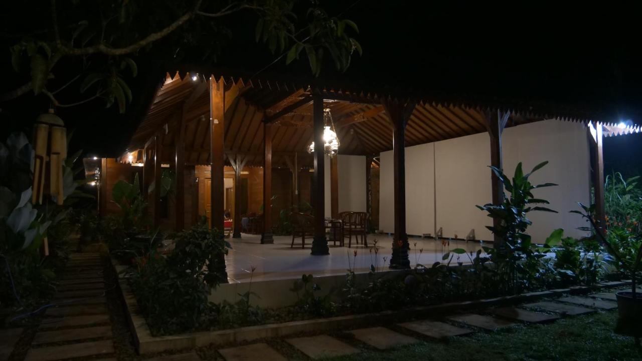 منزل الضيف Kemuning  في Sanggar Pantcha Indra المظهر الخارجي الصورة